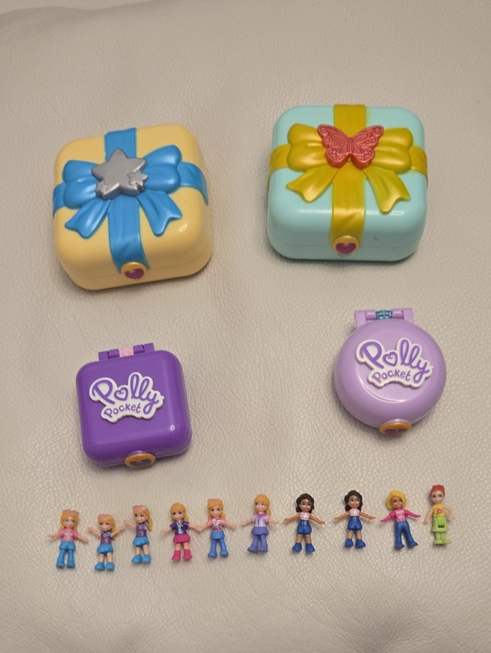 Modern Polly Pocket Lot: 4 Compacts & 8+ Dolls (2018-2019)